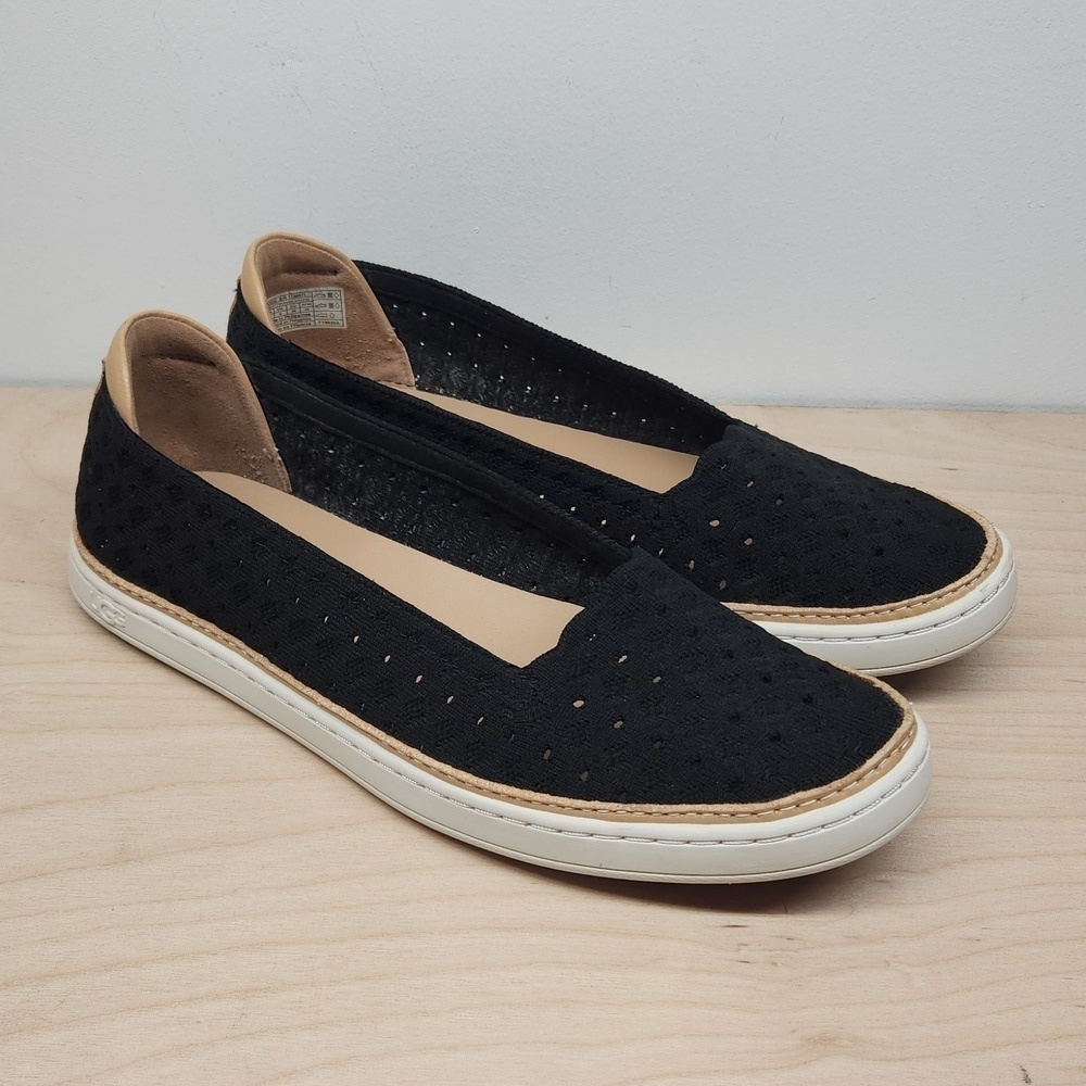 UGG Tammy Slip On Perforated Knit Comfort Flats Black 1108671 Women's Sz 8 EUC
